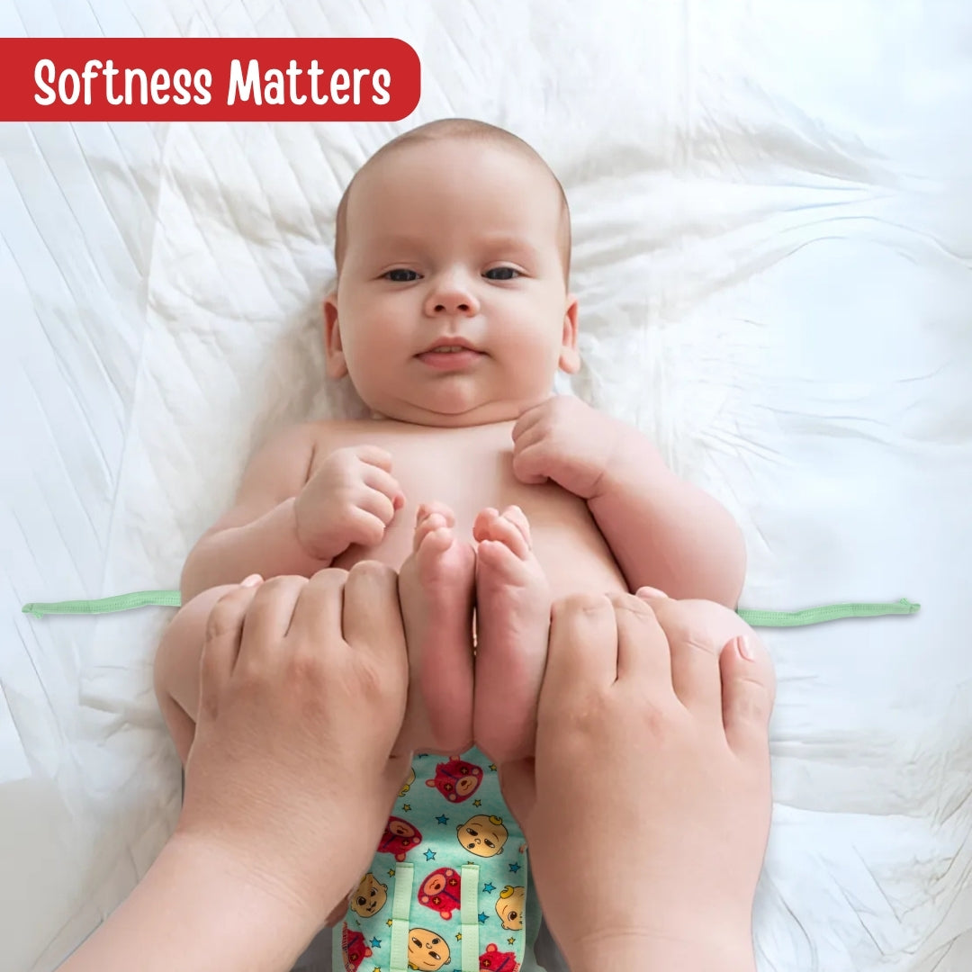 Adore Insta Dry Baby Cloth Tie Knot Langot/ Nappies/ Langota - Holds up to 2* Pees 0-3 Months- Green Kiddo