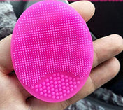 Adore Silicone Bath And Shampoo Brush