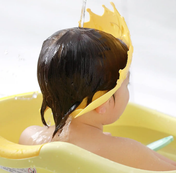 Adore Knight The Crown-Shaped Baby Shampoo Hat with Adjustable Strap - Yellow